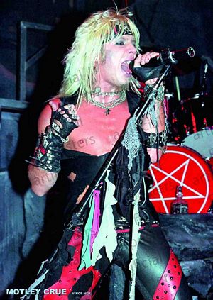 Motley Crue - Vincent Neil on Stage